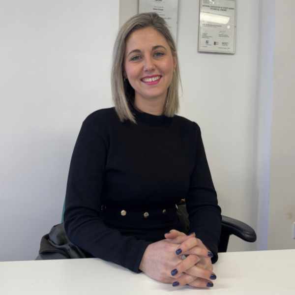 Nia Jones, Sales Negotiator